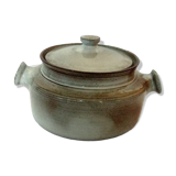Soup tureen or vegetable dish with glazed ceramic lid