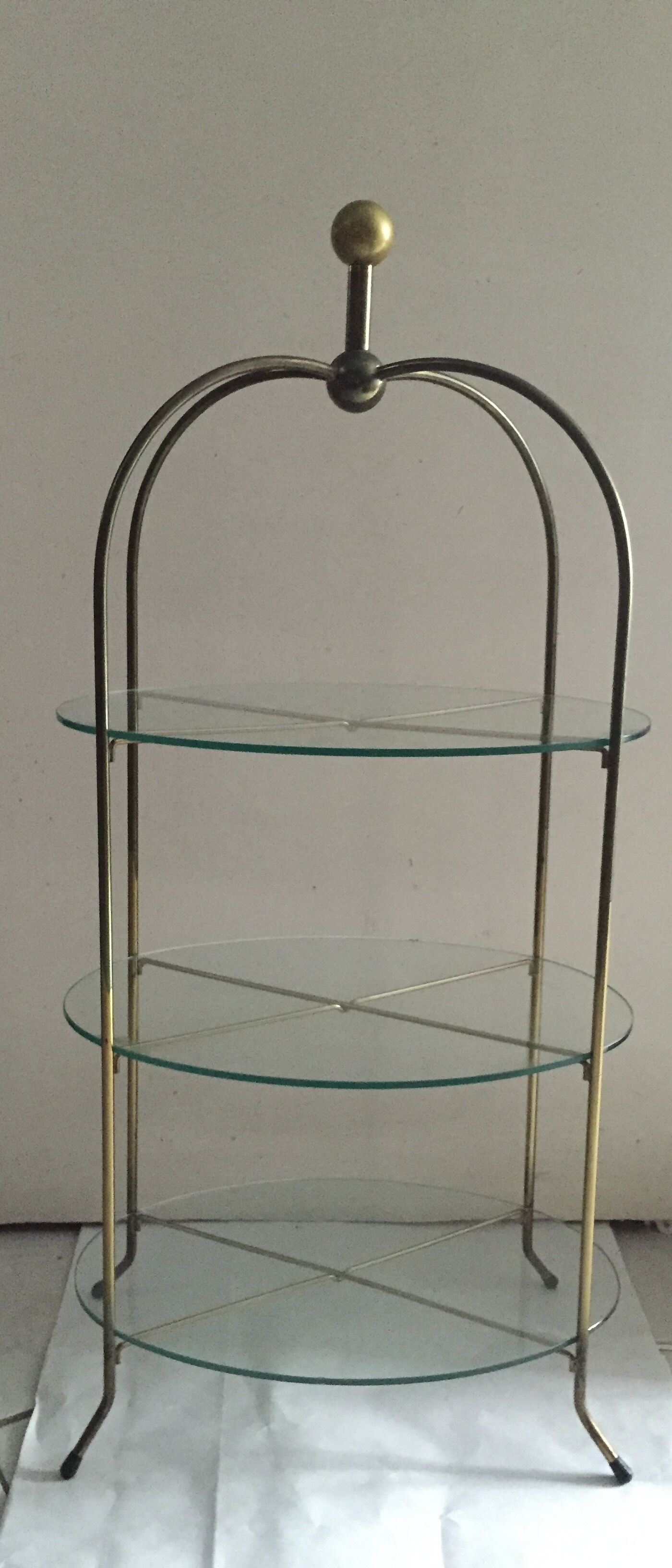 Glass shelf