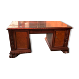 Neo-renaissance style office