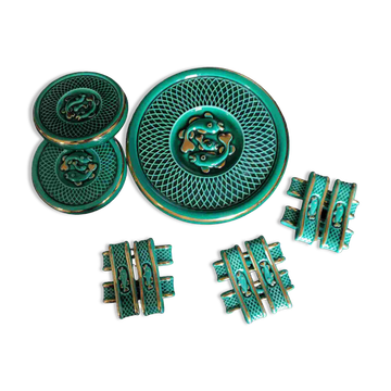 Dessous de plat, dessous de bouteille et porte-couteaux en céramique verte