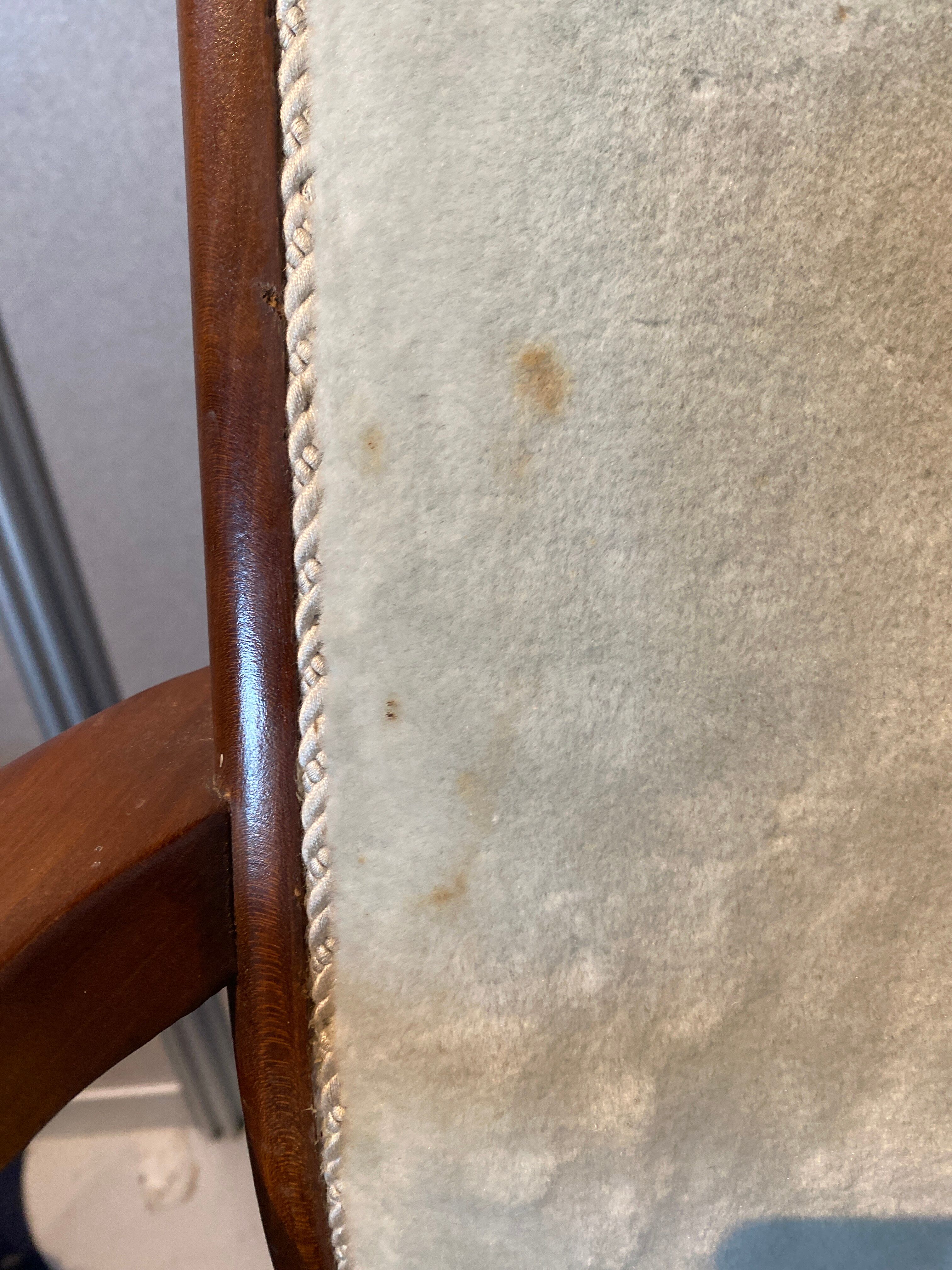 2 armchairs and 2 wooden chairs