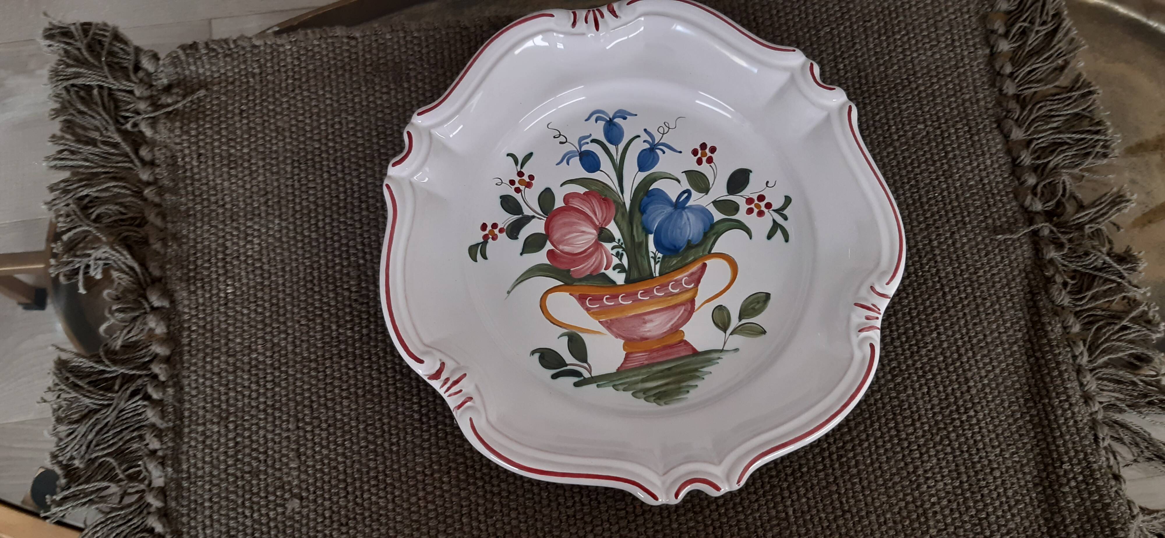 Decorative plate Moustier