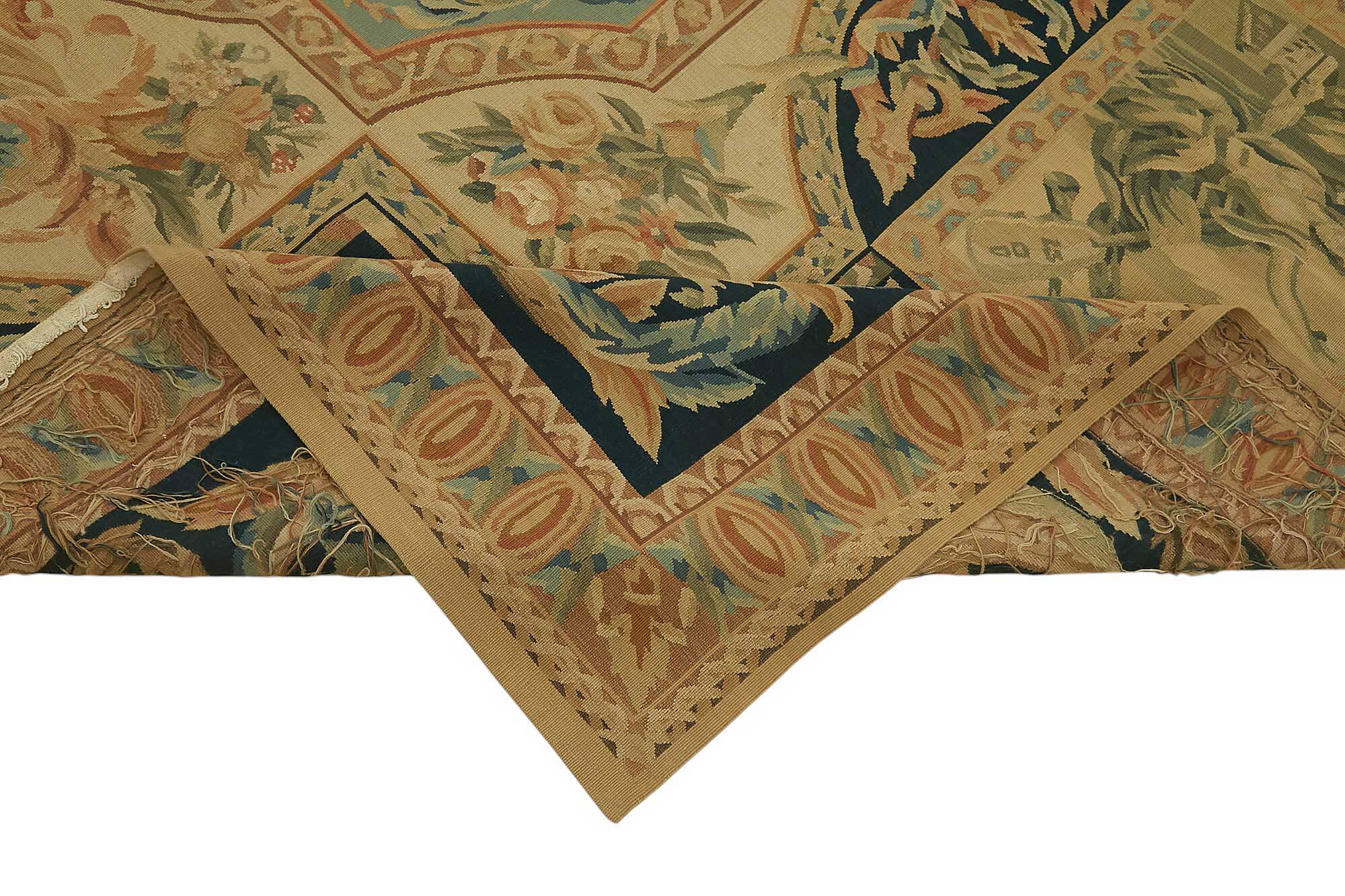 Handmade European Vintage Aubusson Kilim 240 cm x 312 cm