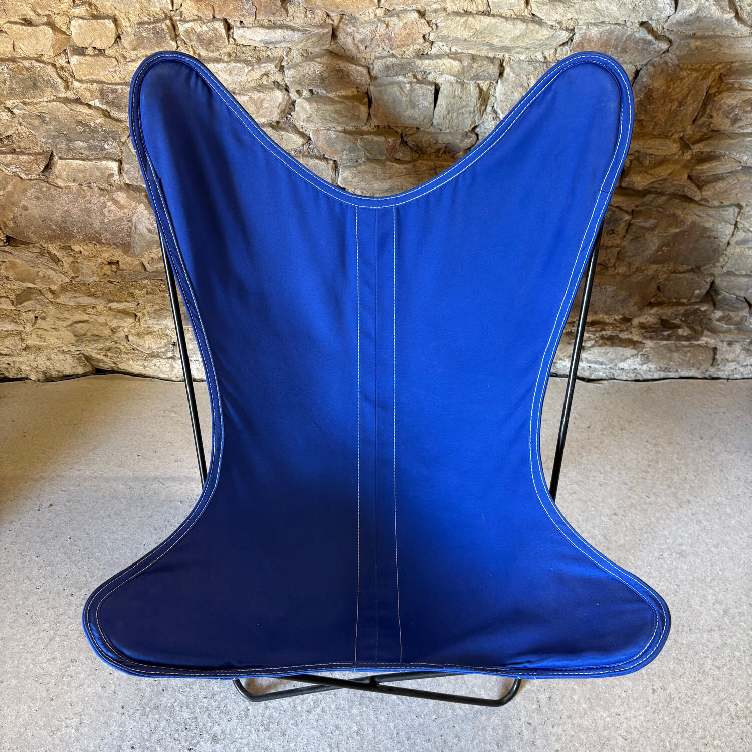 AA Butterfly chair for Airborne