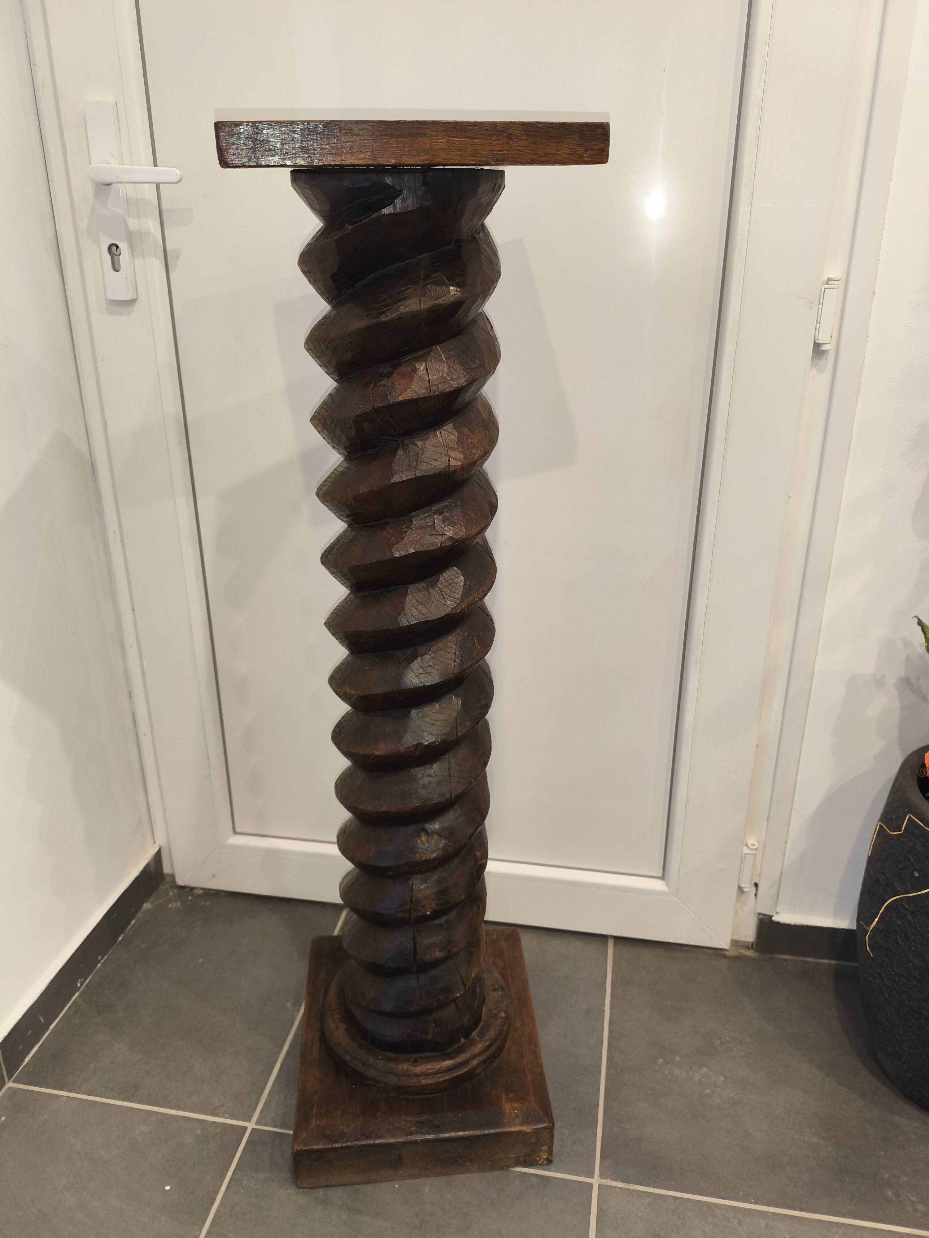 High wooden stool (130 cm) – Impeccable condition