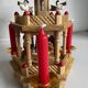 Pyramide carrousel de Noël en bois avec bougies