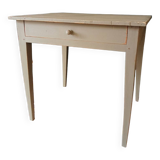 Farm table revisited in khaki