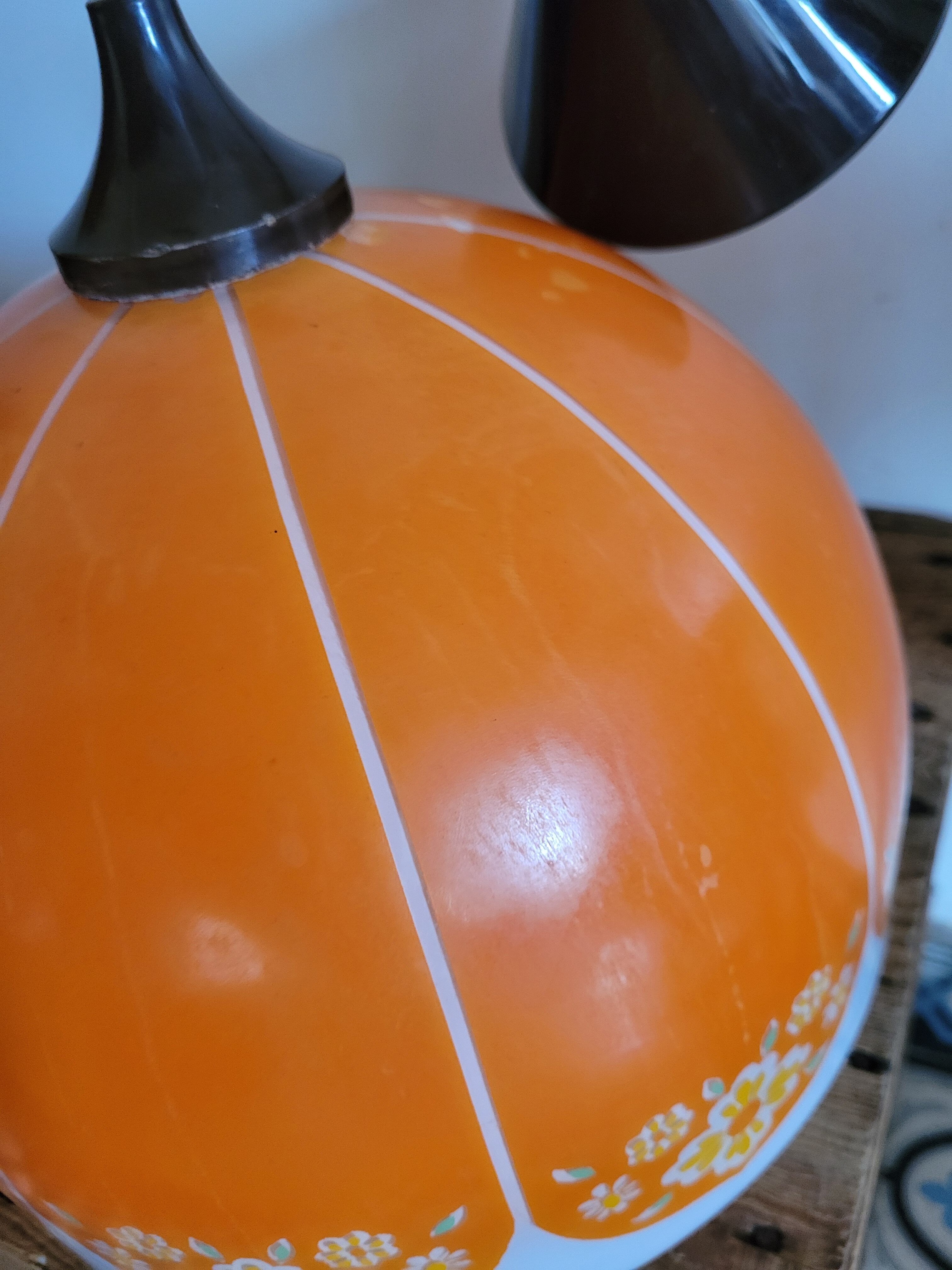 Orange opaline suspension