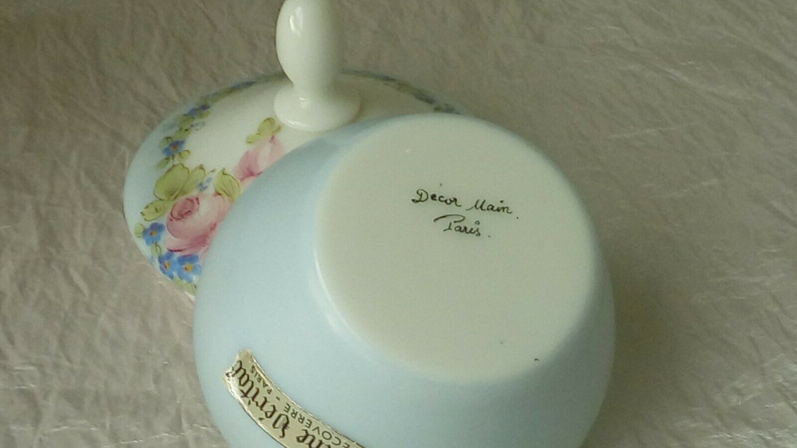 BONBONNIERE VERITABLE OPALINE DECOVERRE PARIS SIGNEE