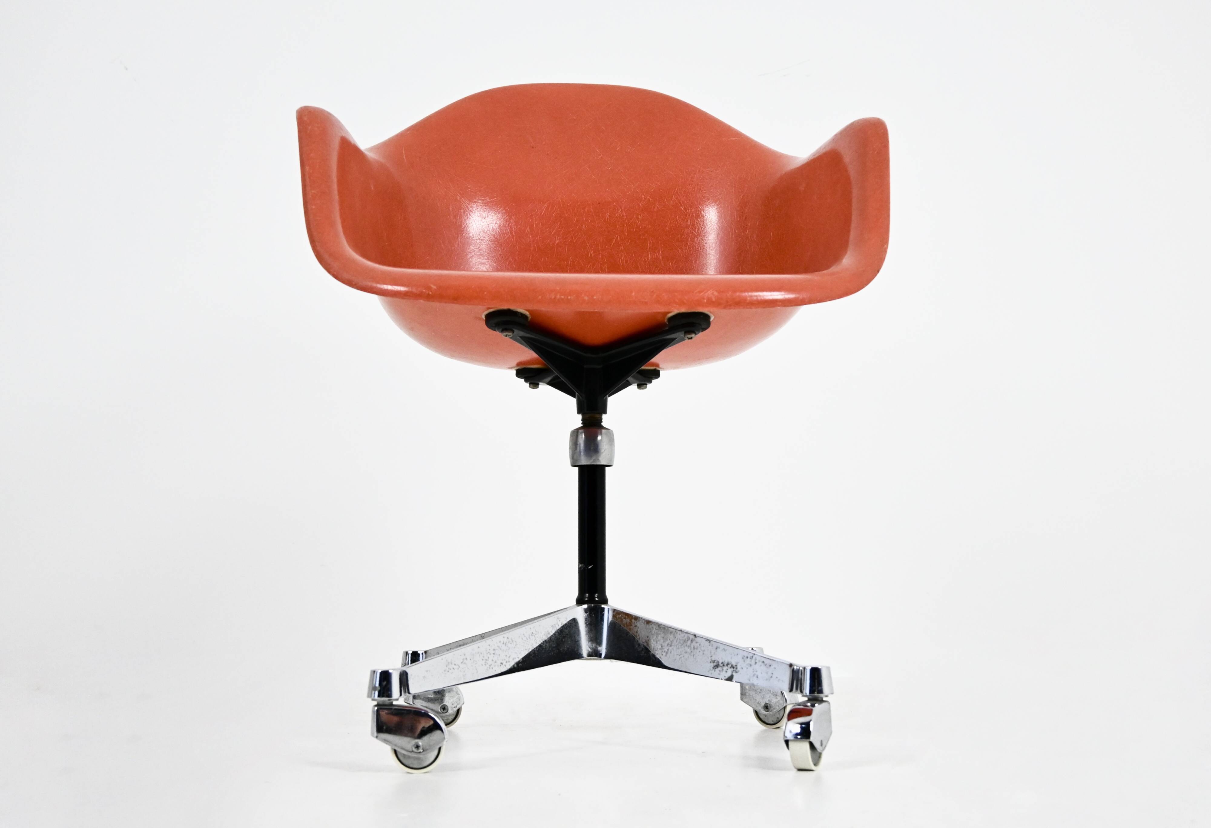 Armchair by Charles and Ray Eames for Herman Miller, 1970s.