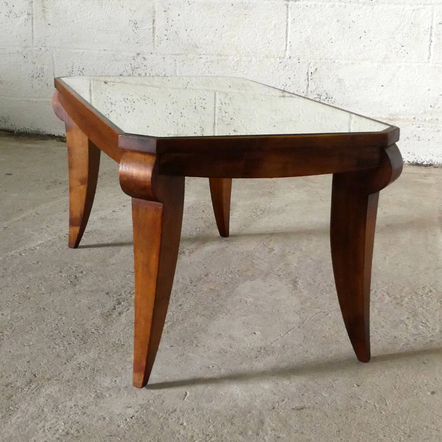 Table basse Art Déco en noyer et miroir, 1940