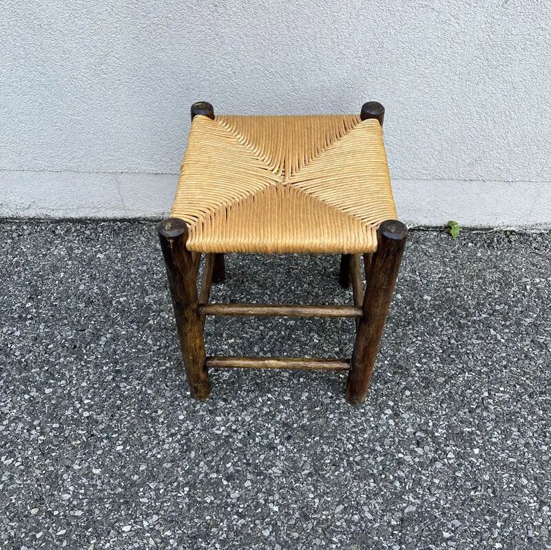 Tabouret ancien en bois massif