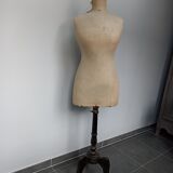 Old sewing model