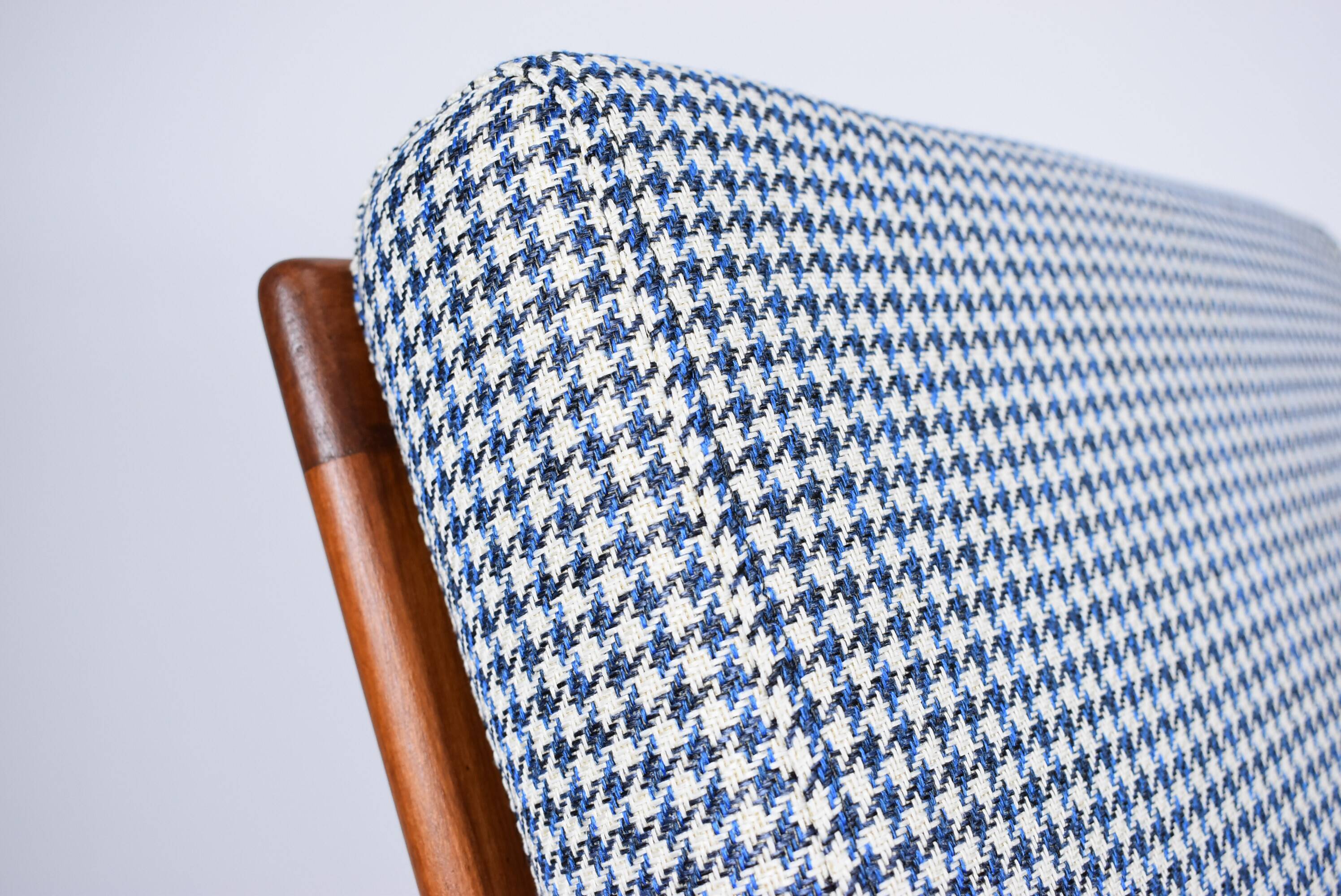 Fauteuil scandinave original Stefan, entièrement restauré, icône des années 1960, pied de poule