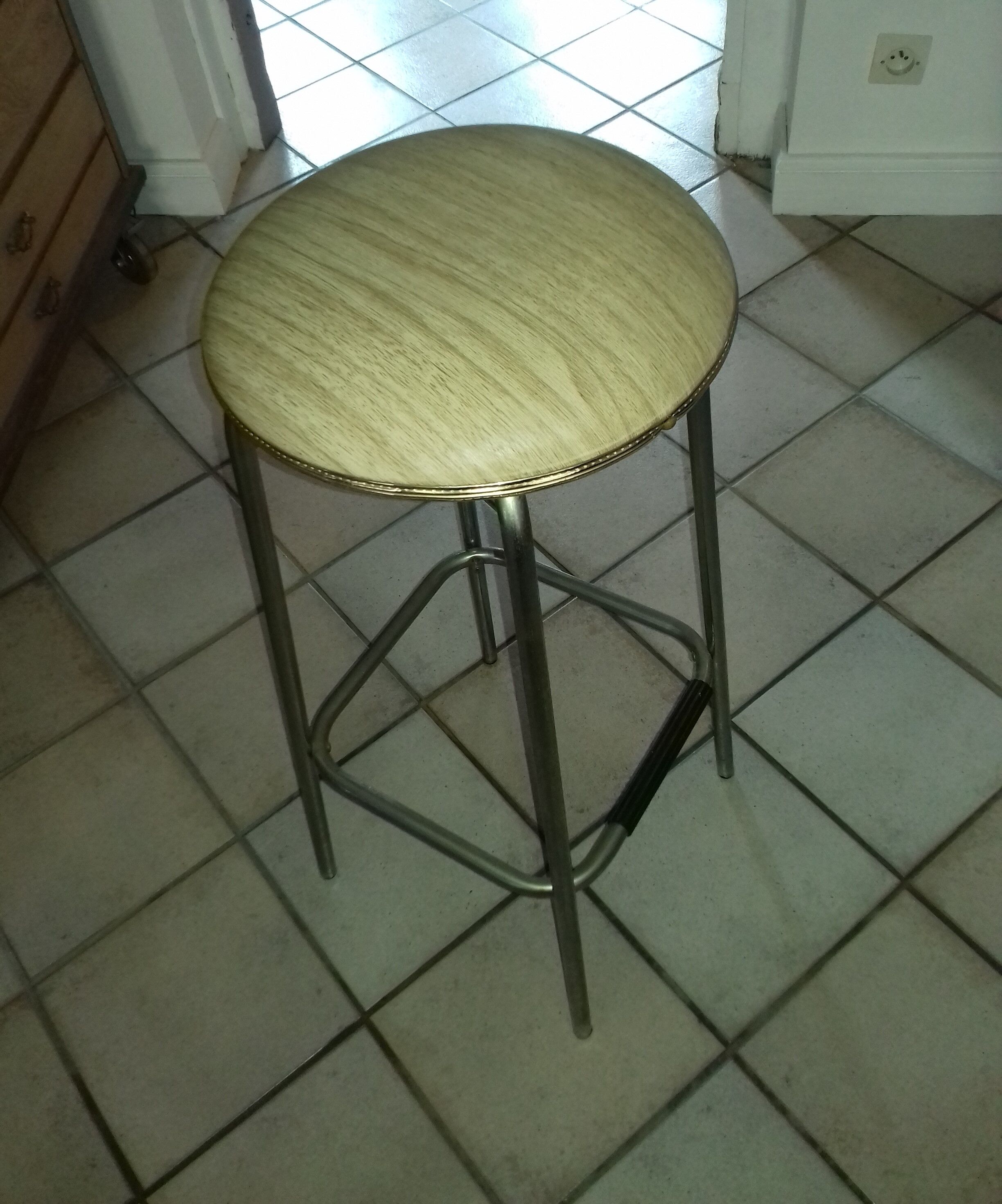 Tripod bar, shaped bow of boat vintage with his stool