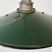 Lumière émaillée verte industrielle, années 1950
