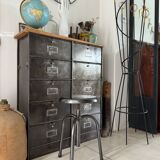 Height-adjustable tripod metal stool