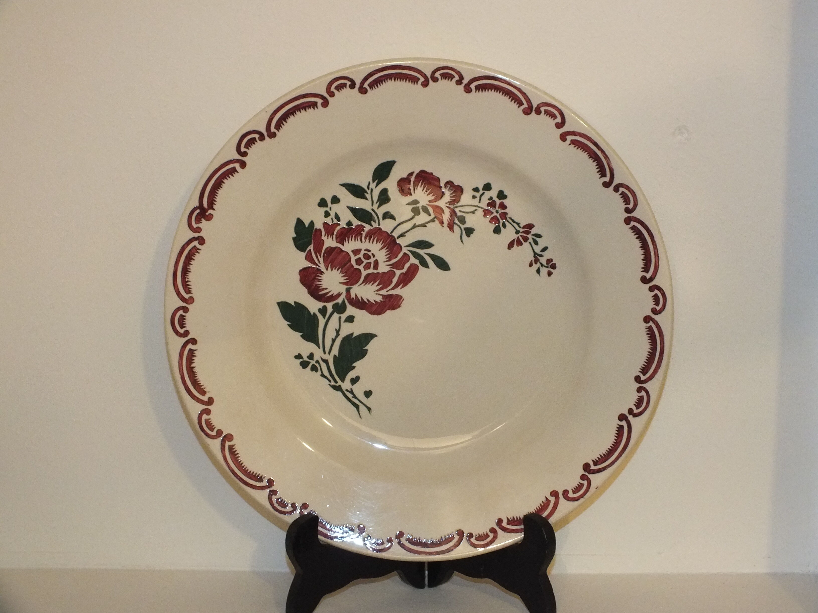 Vintage dish Sarreguemines Eglantine - 1950 stencil decoration