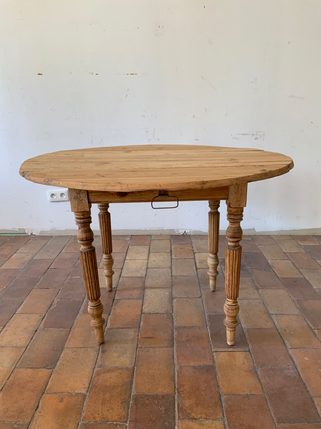 Table Louis Philippe