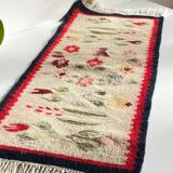 Tapis Rollakan décor de tulipes vintage
