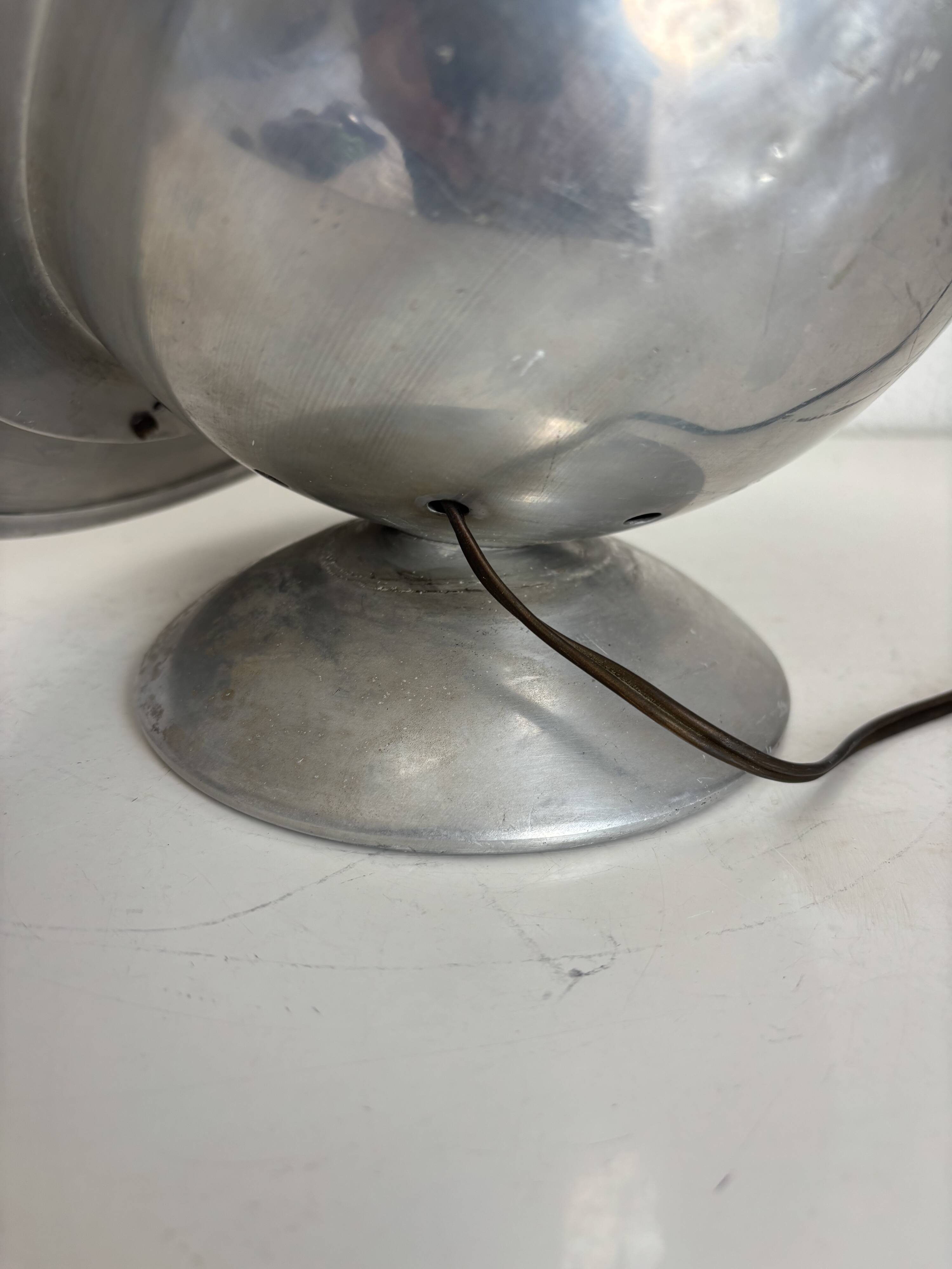 Rare French fibre optic lamp "La Sphérique" from the 1970s Space Age.