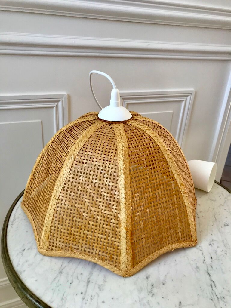 Rattan suspension / petal canning 70s