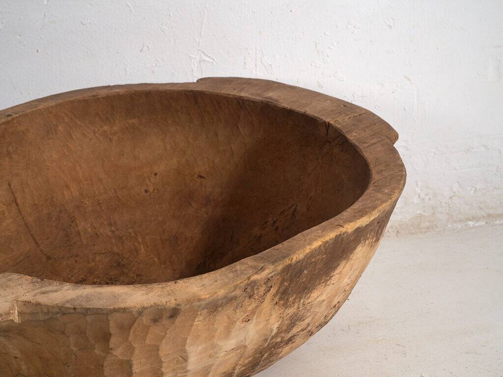 Large antique bowl in primitive style (c.1900) #3