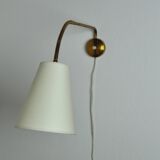 Applique murale scandinave moderne en laiton avec bras réglable