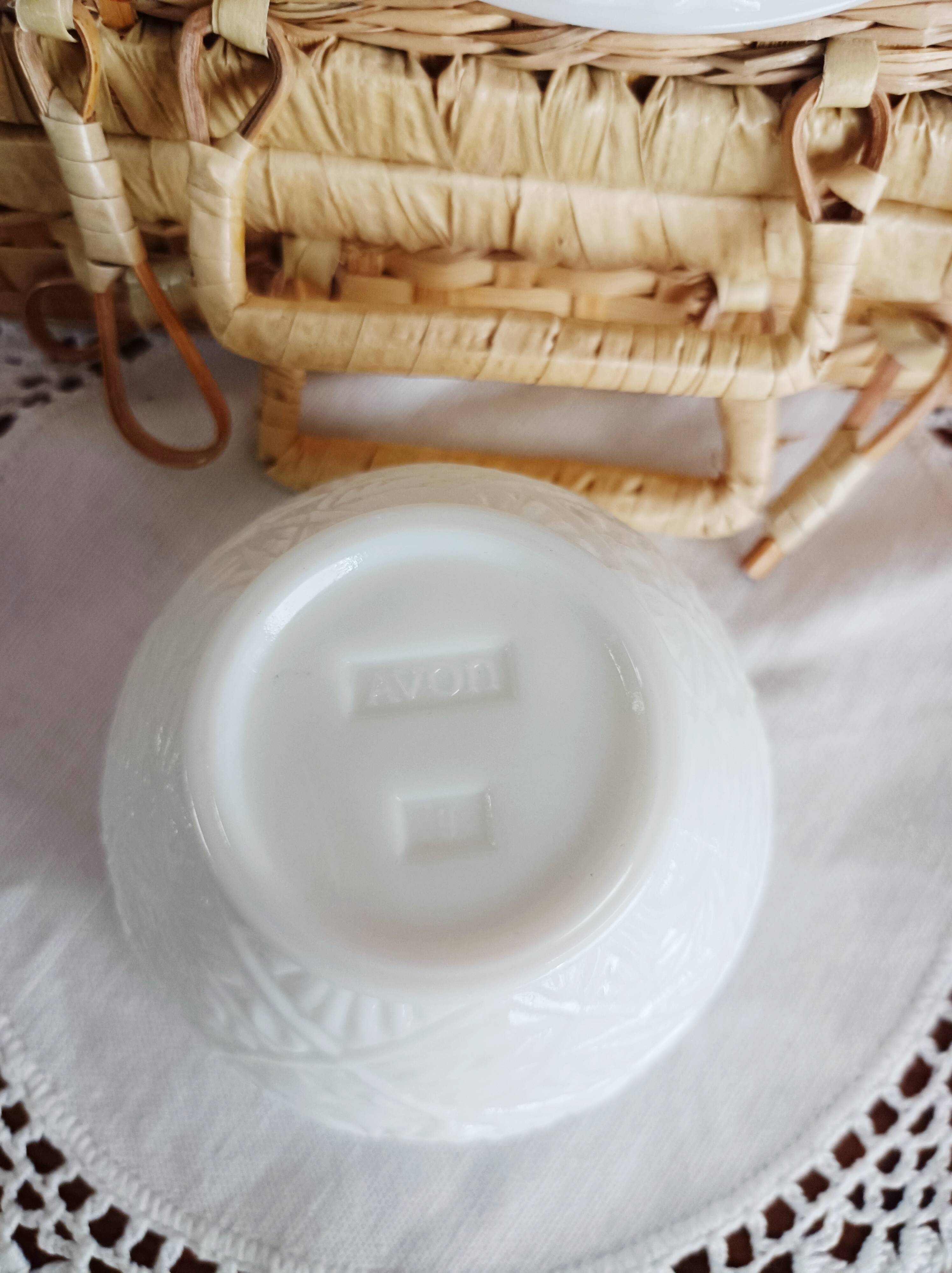 Avon opaline pot, bird decor