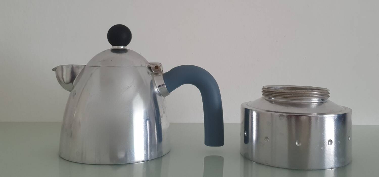 Pelicano coffee maker from Alessi by Michael Graves (1995)