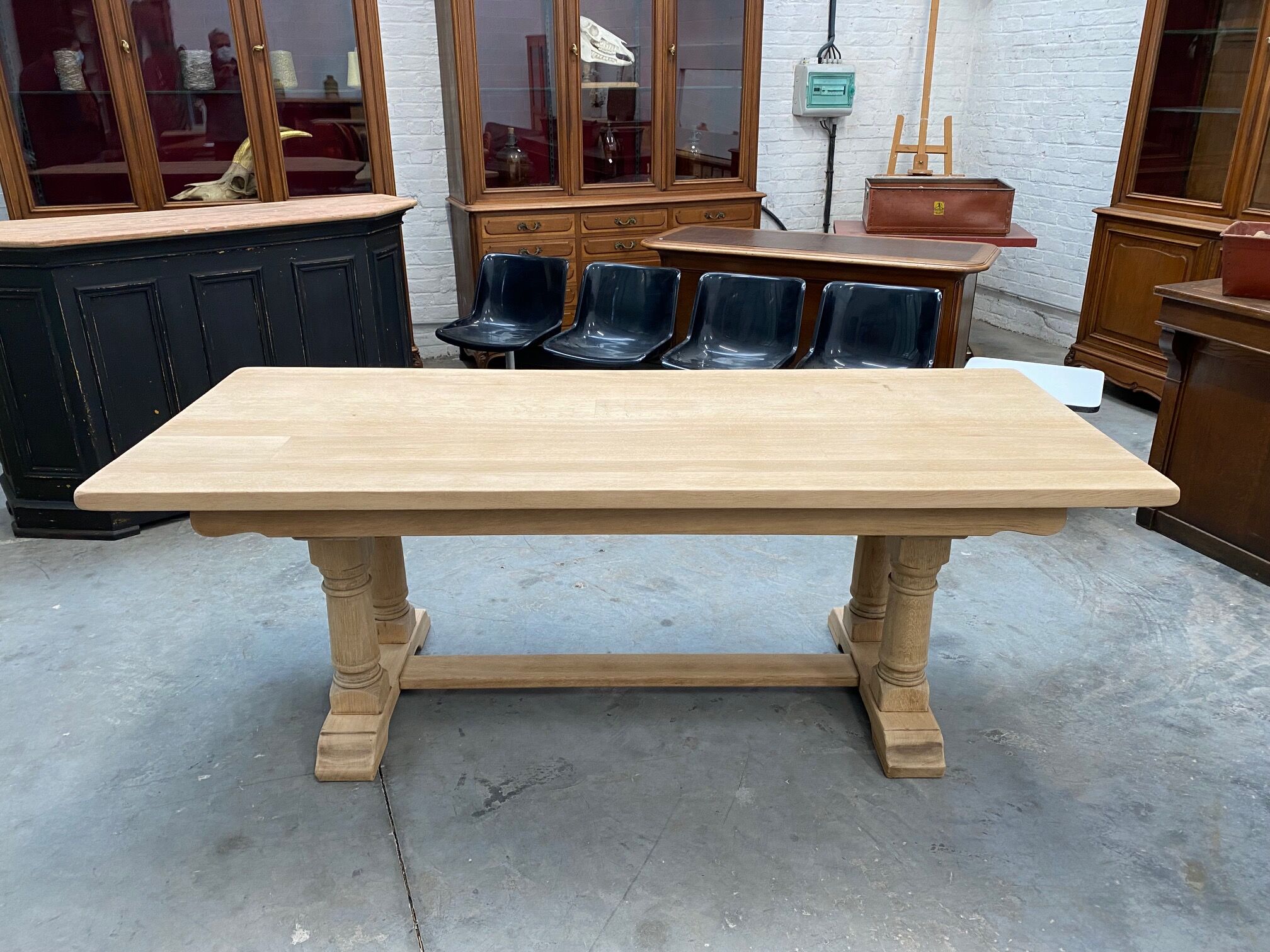 Oak farmhouse table