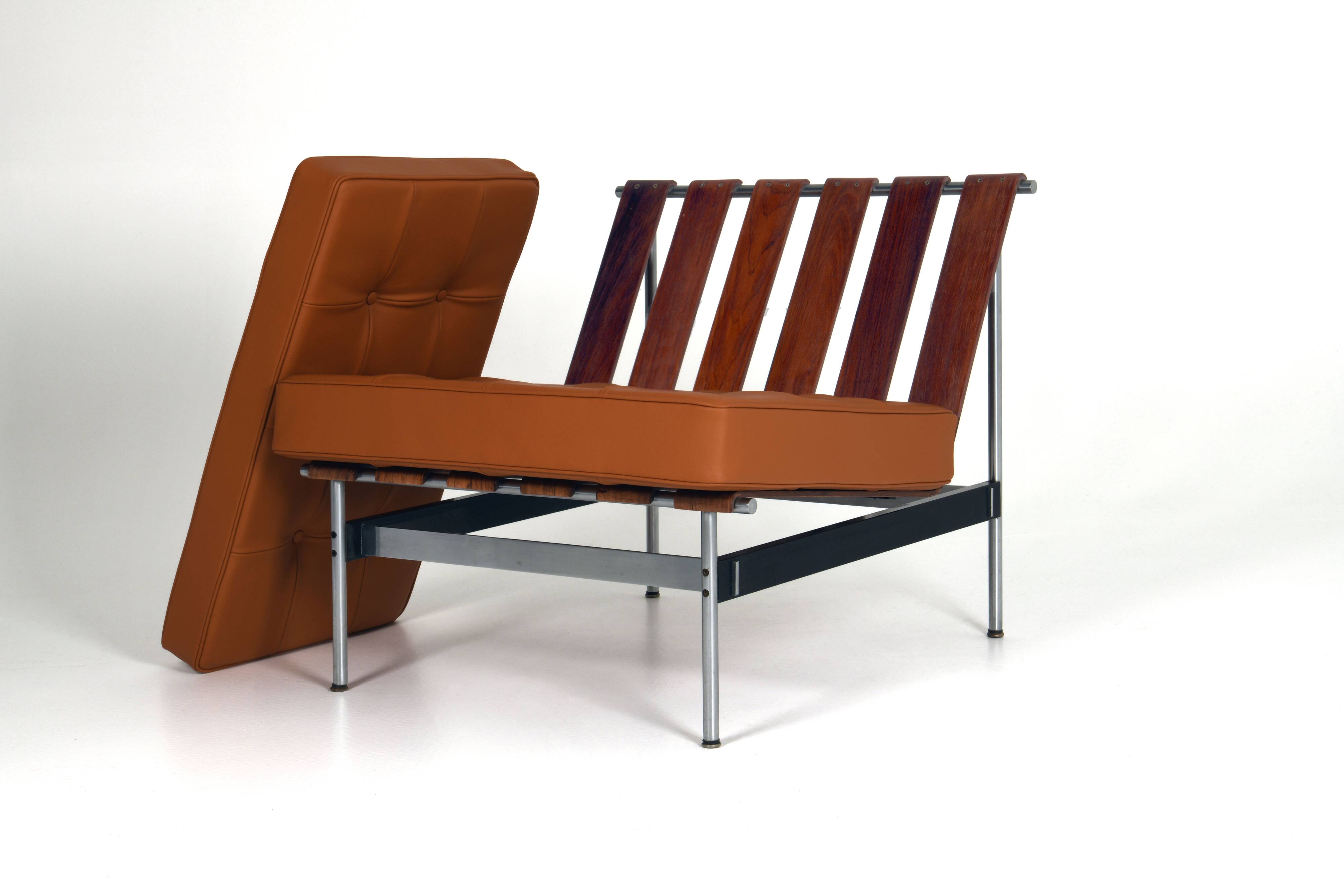 'F416' Easy Chair Kho Liang Ie