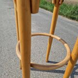 Tabouret haut de bar en bois courbé et cannage