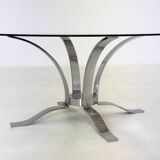 Table basse en verre du milieu du siècle avec cadre chromé