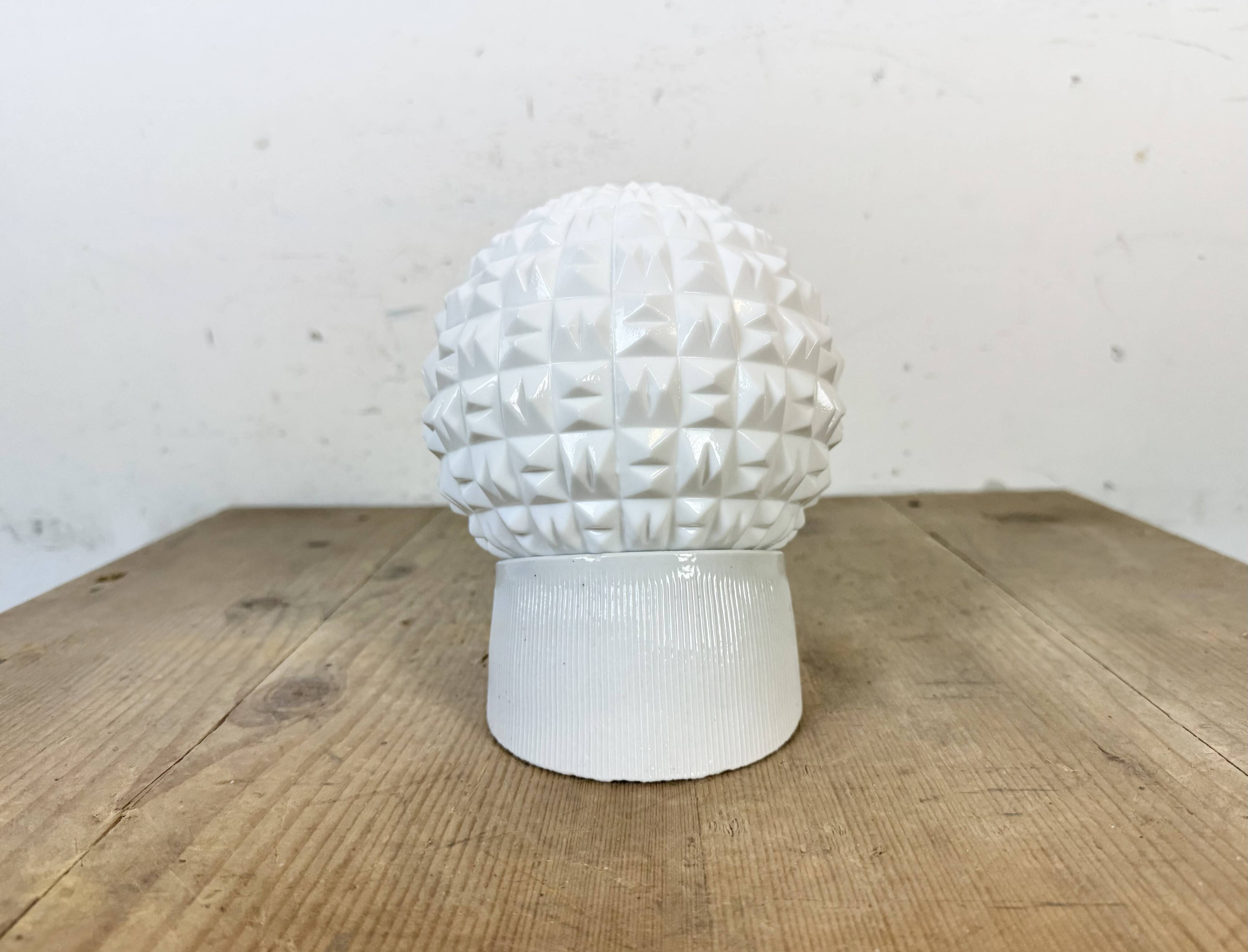 Vintage White Porcelain Wall Light, 1970s