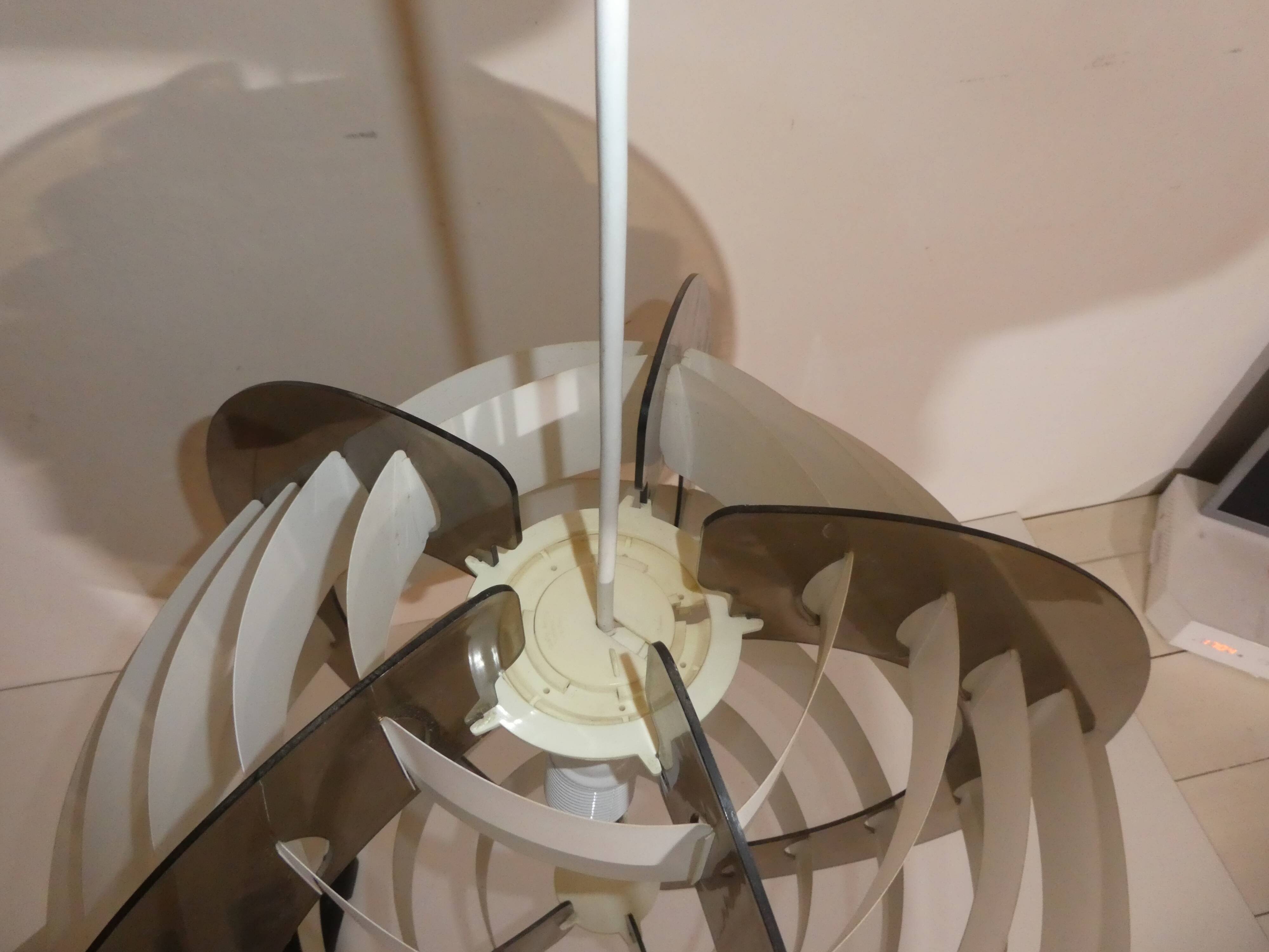 Scandinavian hanging lamp