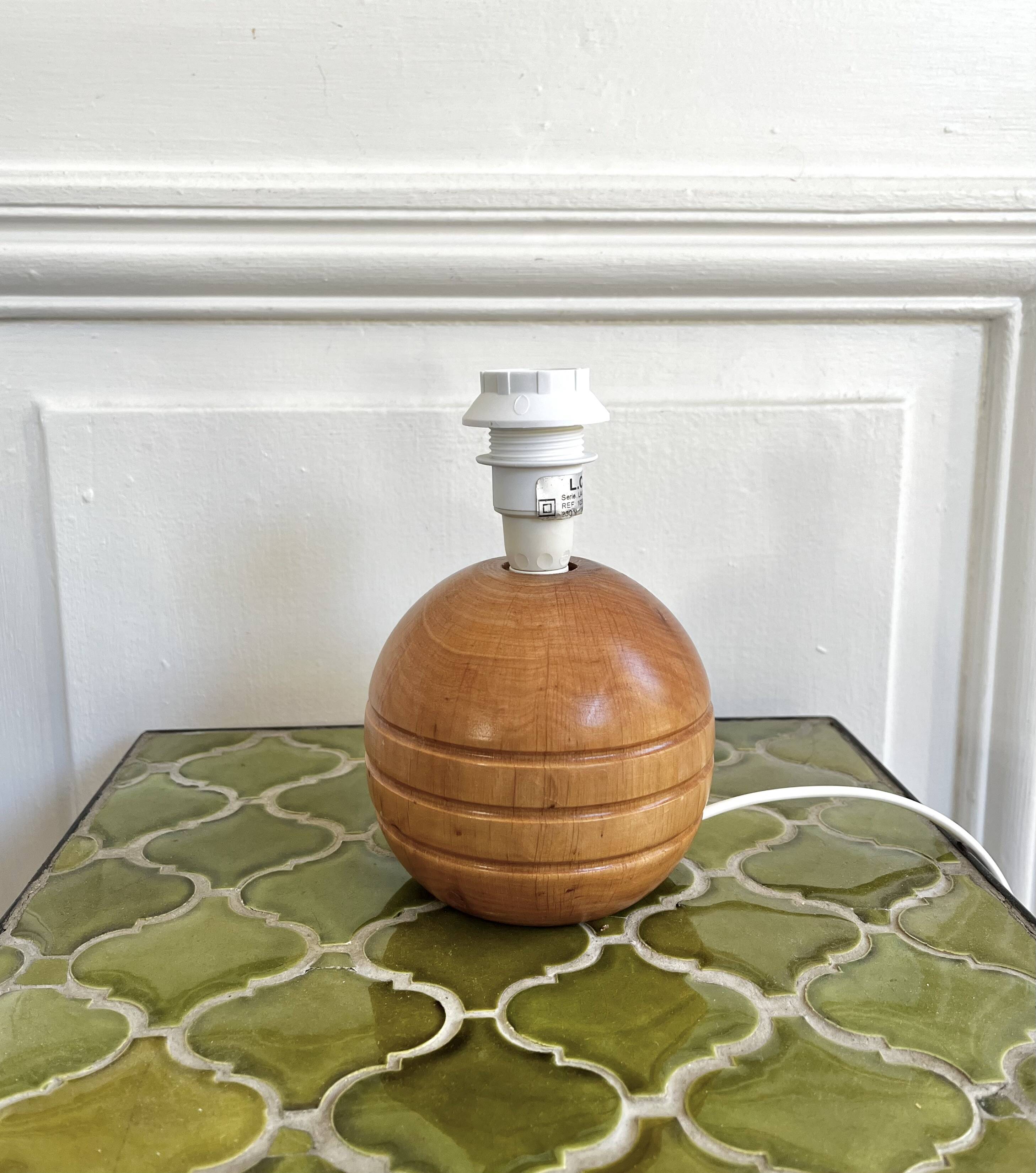Lampe boule en bois vintage