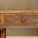 Antique extendable coffee table circa 1880 in solid walnut.