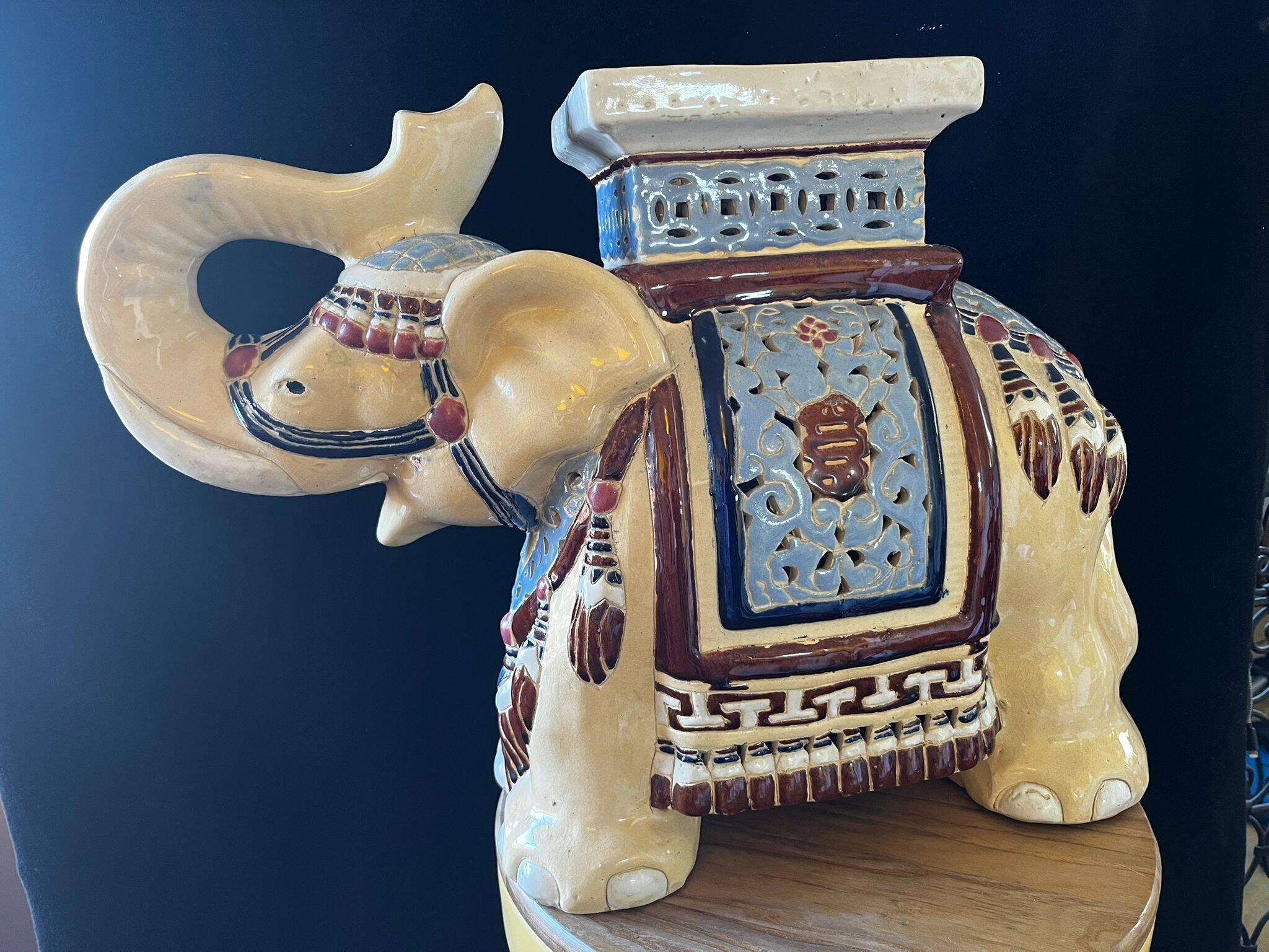 Elephant plant pot ceramic 1970s - xl - blue -