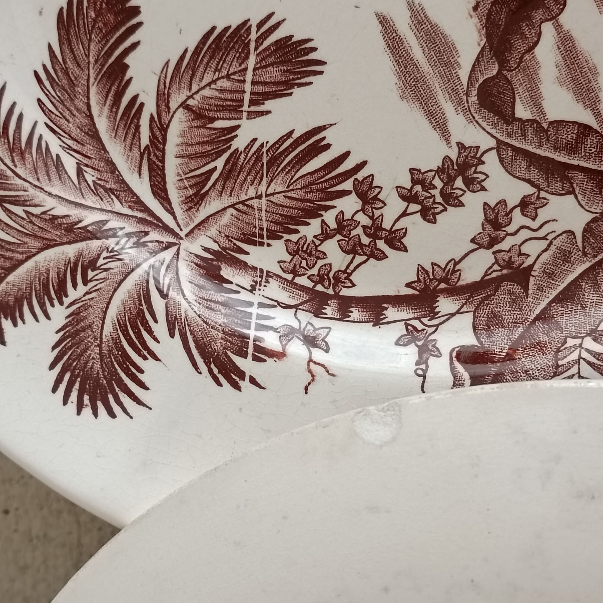 4 plates longchamp iron earth