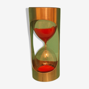 Vintage hourglass 70