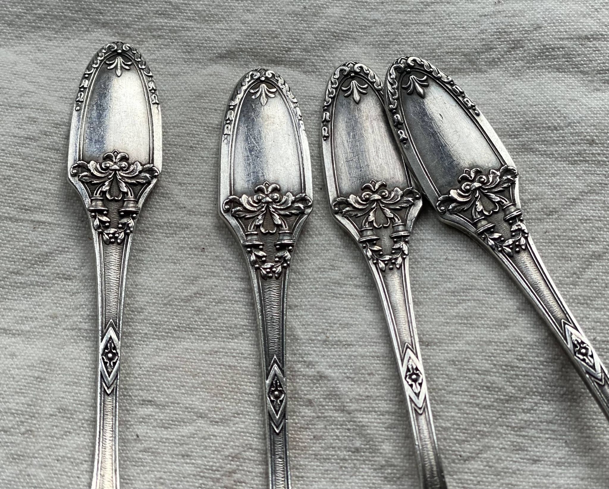 Service of 8 silver-plated metal moka spoons Boulenger