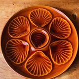 Set of 6 oyster plates in cognac brown color
