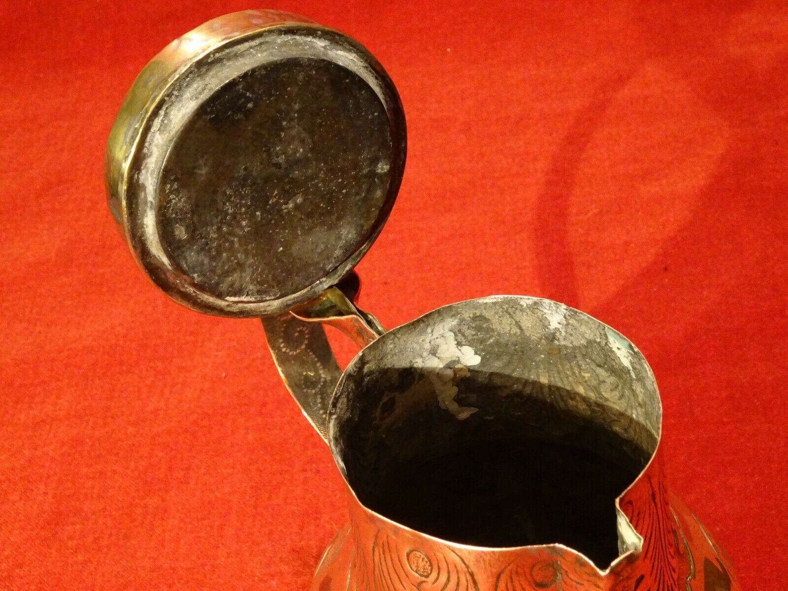 Old hull copper and brass repelled rock decoration XVIII XIX th