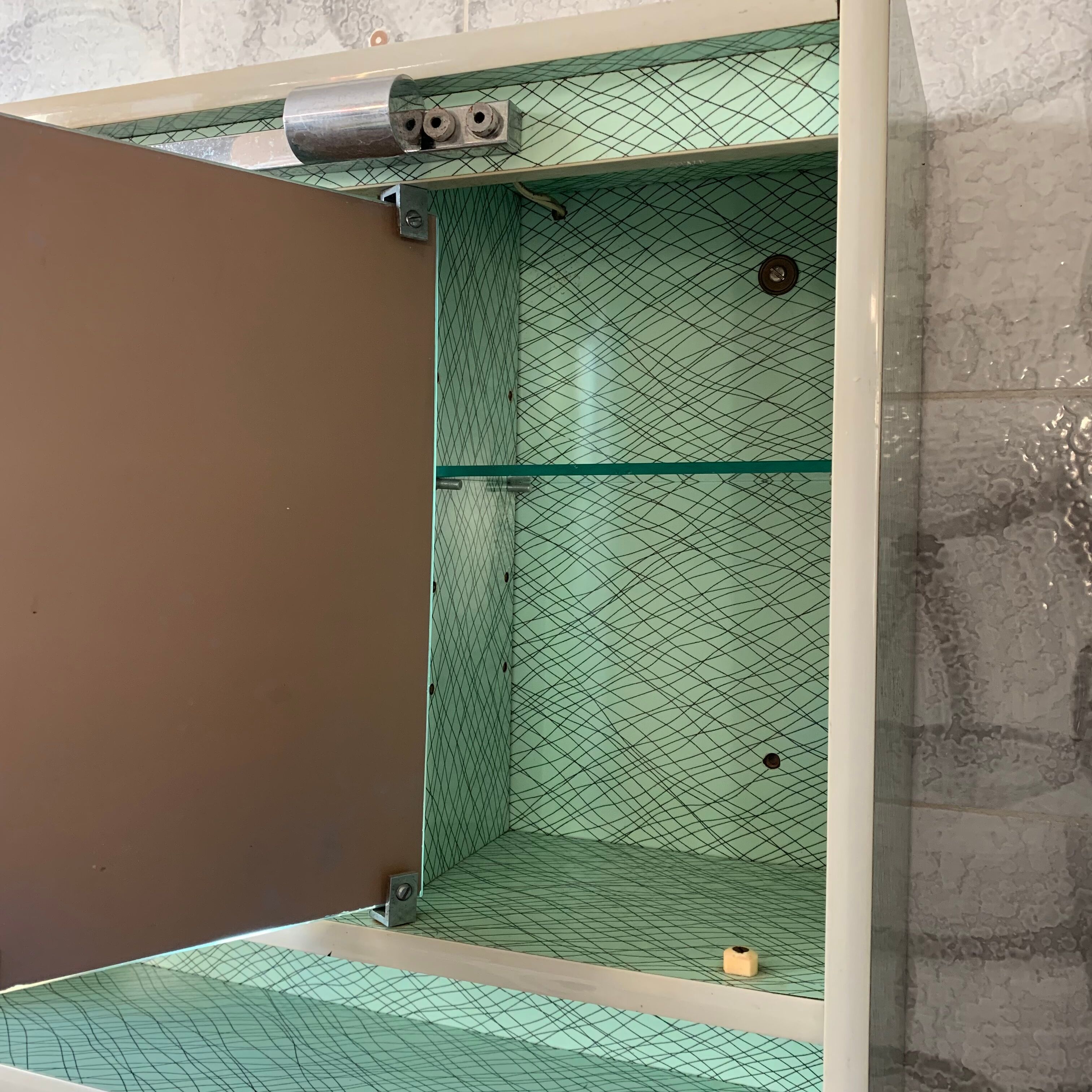 Vintage triptych green wall-mounted toilet cabinet