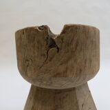 Cache-pot primitif africain en bois