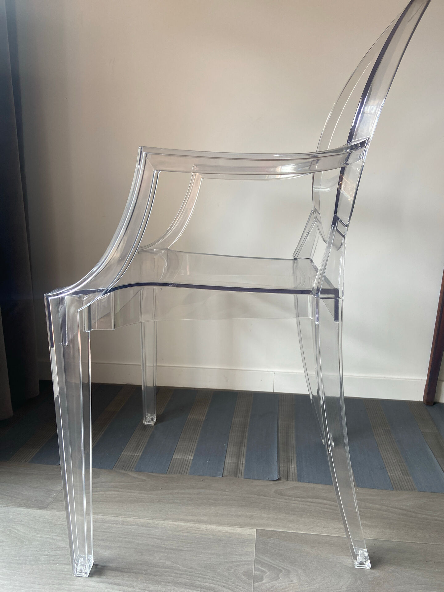 Chaise kartel