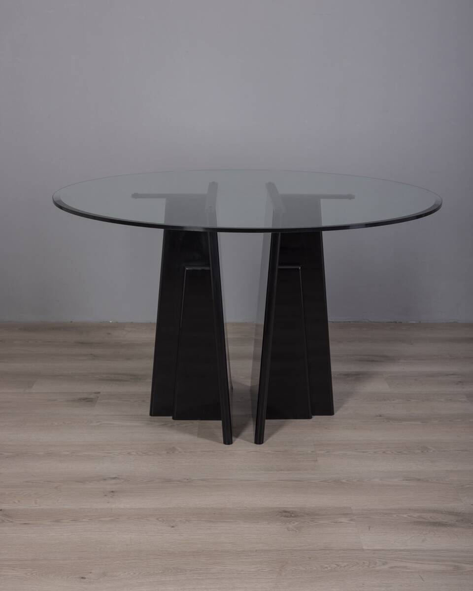 Table ronde vintage des années 1980 en bois noir et verre, design italien