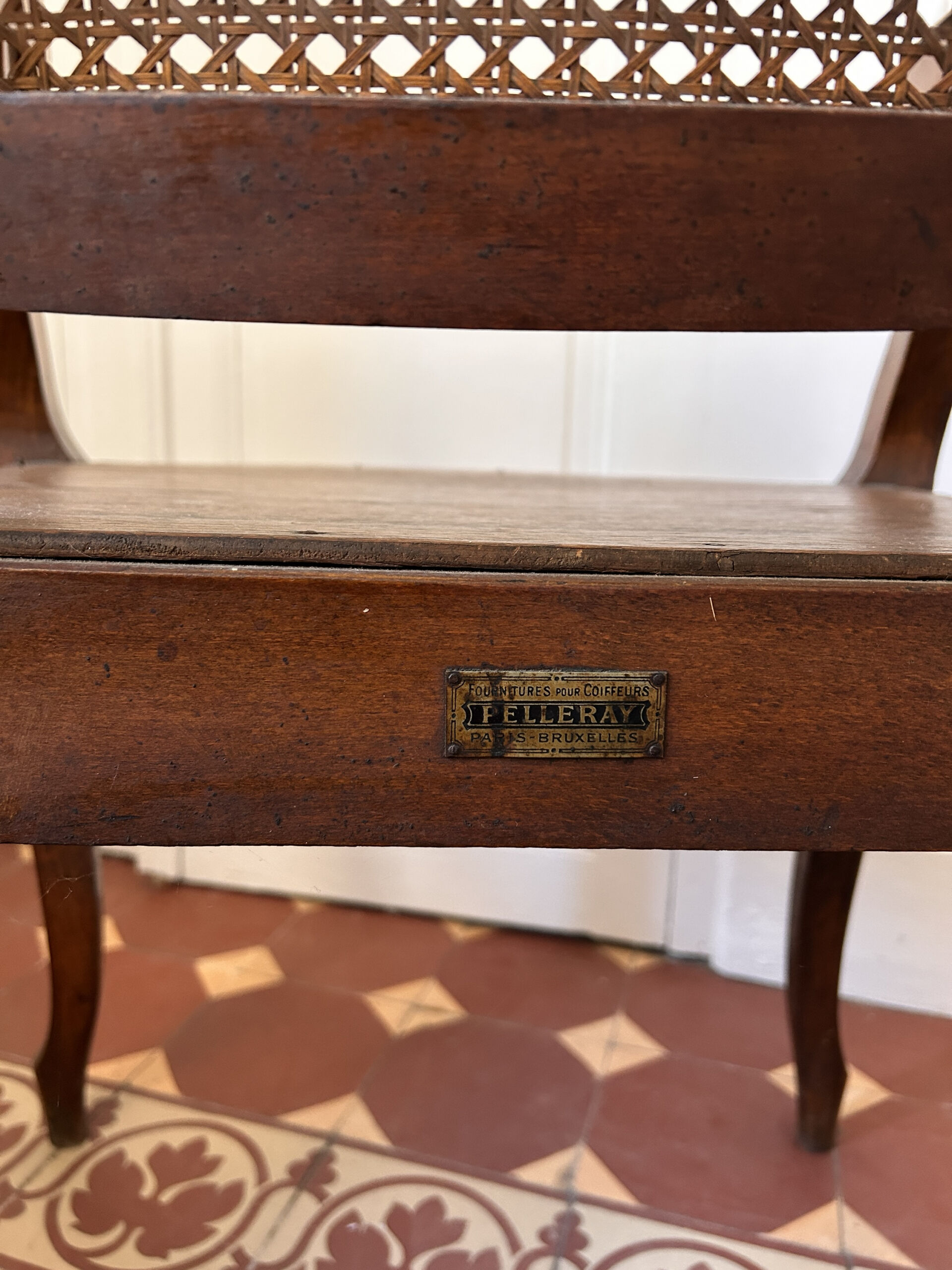 Hairdresser/barber chair L. Pelleray