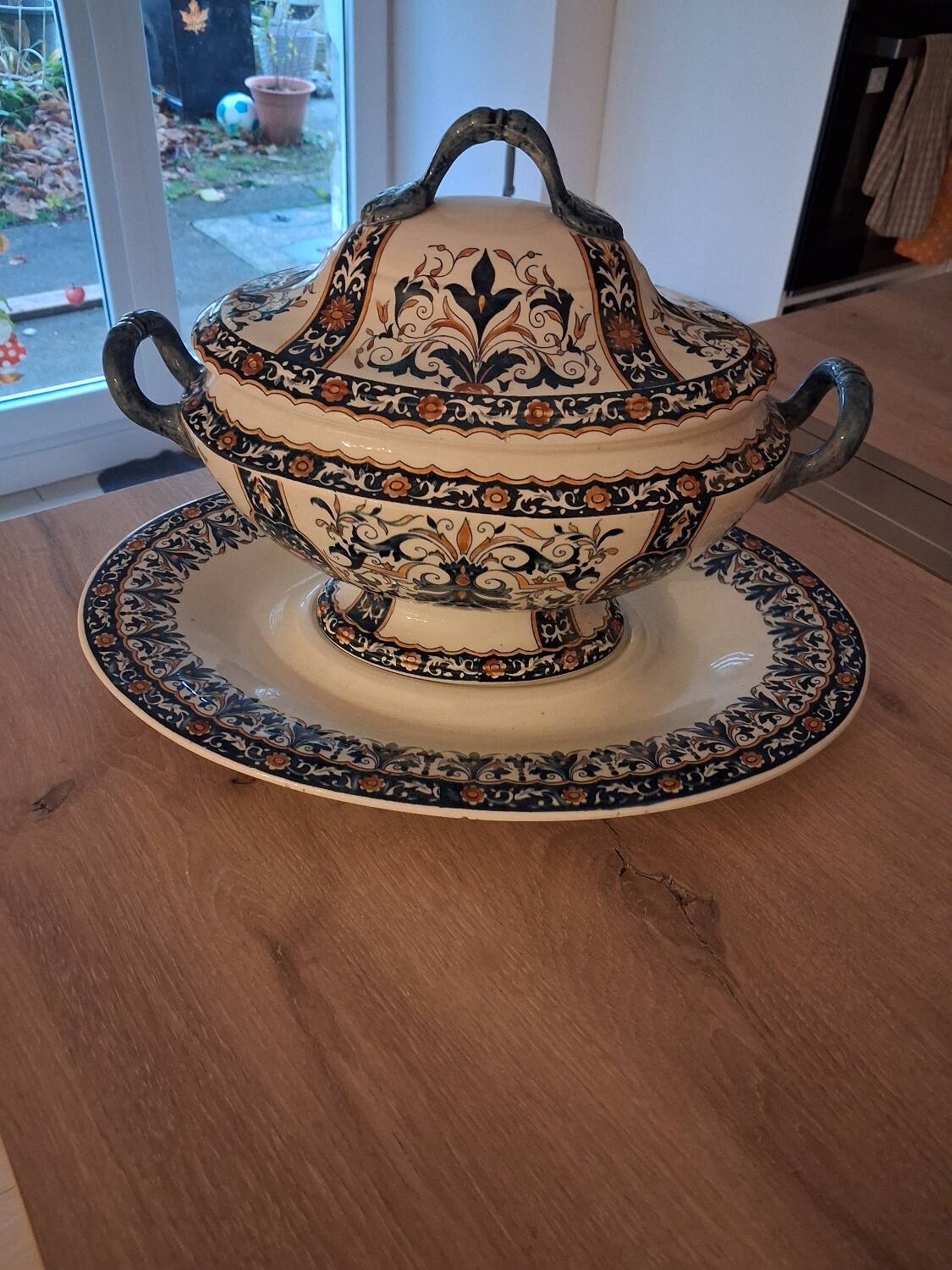 Antique Gien soup tureen